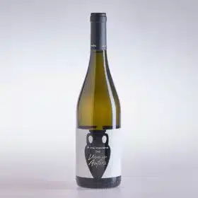 Fotoaufnahme zeigt Weisswein Tai Amphora von Winzer A mi Manera