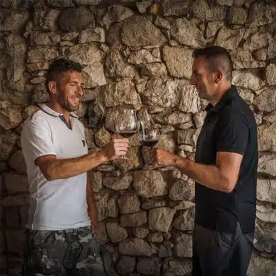 Bild zeigt Winzer von Monte Castelon.